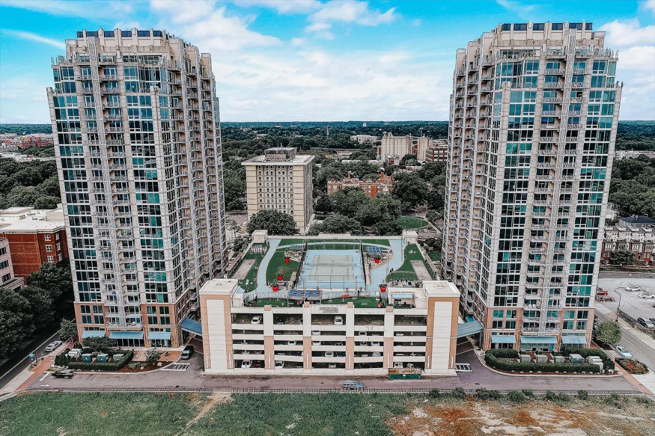 Frontdesk Skyhouse Apts Uptown Charlotte Apartman Kültér fotó